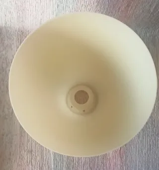 Tulipa translúcida, de lámpara de techo, blanca.