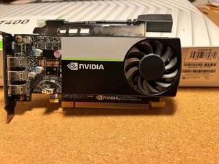 NVIDIA T400 2GB GDDR6 - Perfil Bajo (Low Profile)