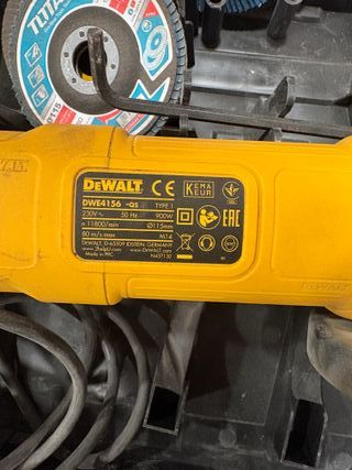 Radial DEWALT DWE4156 900W 115mm