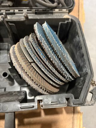 Radial DEWALT DWE4156 900W 115mm