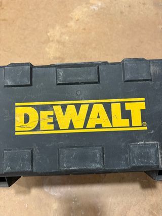 Radial DEWALT DWE4156 900W 115mm