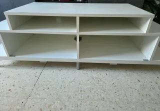 Mueble blanco para TV o salón