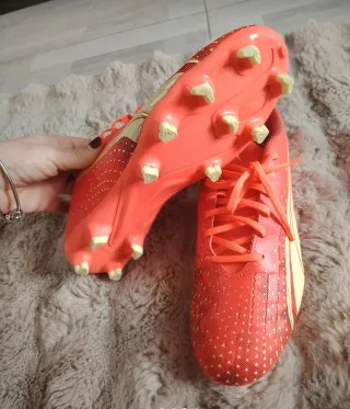 Scarpa calcetto puma n45