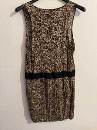 Vestido de la marca Bershka