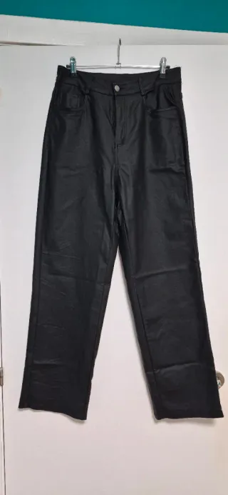 Pantalones de cuero mujer