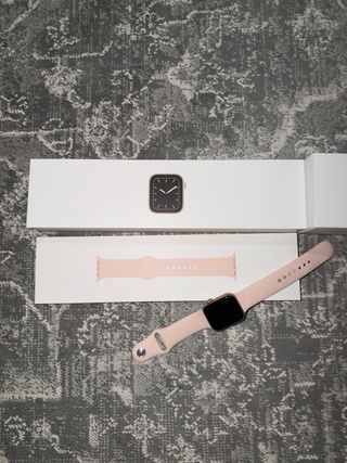 Apple Watch Series 5 40mm GPS + Cellular Oro
