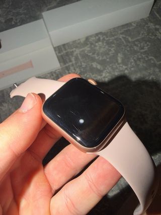 Apple Watch Series 5 40mm GPS + Cellular Oro