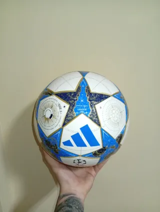 Balón Adidas Champions League 2025