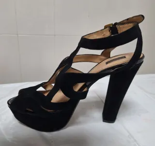 Sandalias de tacón de Zara