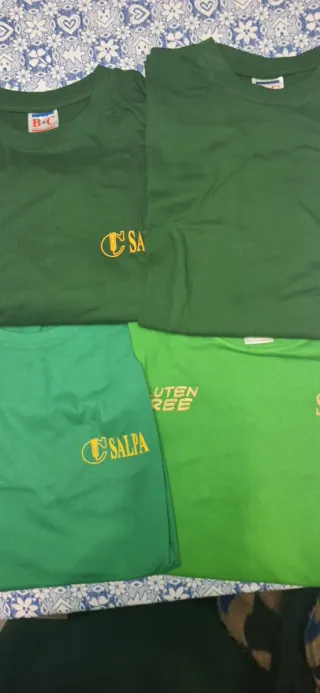 4 t shirt verdi diverse tonalità in cotone