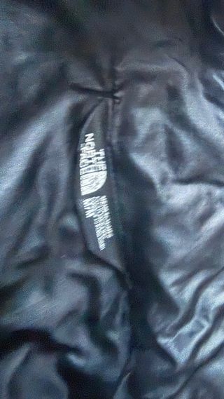 Chaqueta North Face Thermoball negra como nueva