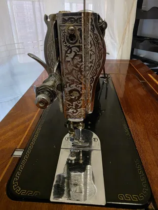 Maquina de coser Alfa