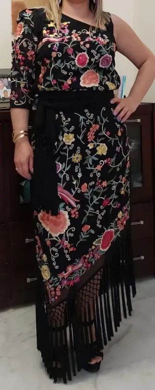 Conjunto bordado para feria