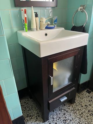 Muebles de baño en madera de wengue