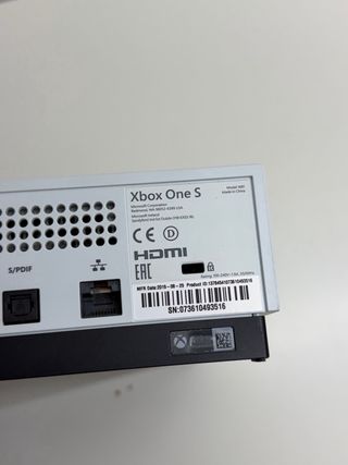 Xbox One S Bianca 1 TB + Controller