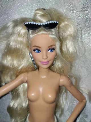Barbie Deluxe style con accessori nuova