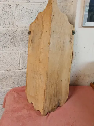 Angoliera in sospensione in legno  l.40 h.126 p.20