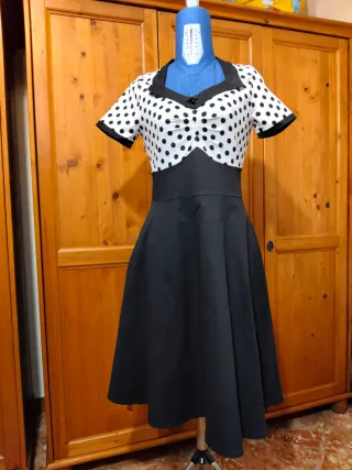 Abito stile anni 60 gonna a ruota