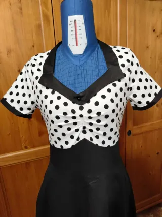 Abito stile anni 60 gonna a ruota