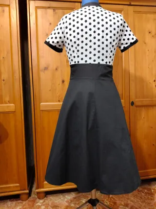 Abito stile anni 60 gonna a ruota