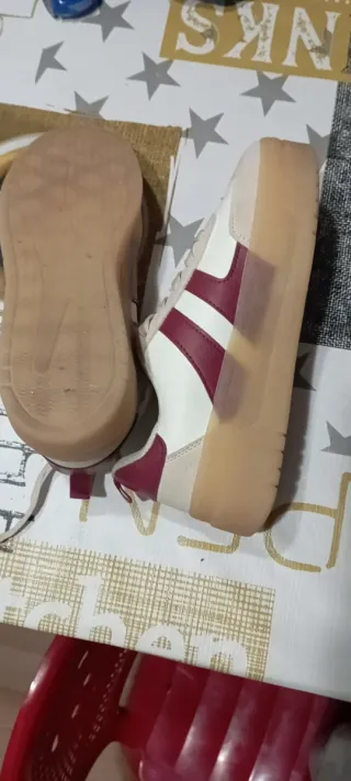 Bambas niña nuevas sin uso talla 36