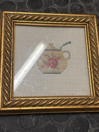 Set di quadrucci richiamati all’uncineto