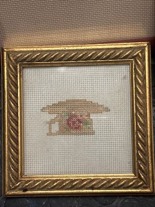 Set di quadrucci richiamati all’uncineto