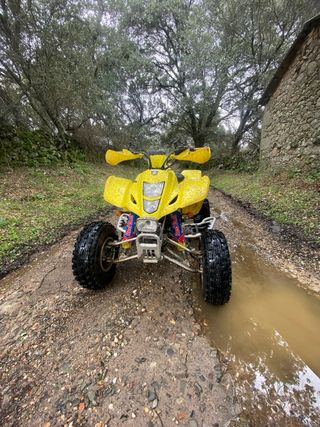 Quad suzuki ltz 400