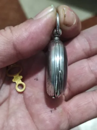 Bonito reloj de bolsillo antiguo de plata 37mm