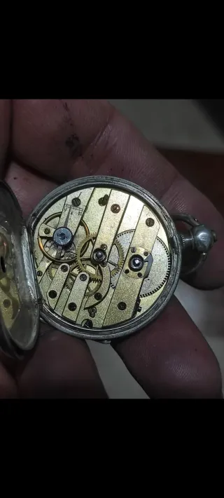 Bonito reloj de bolsillo antiguo de plata 37mm