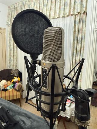 Microfono Rode NT2-A + Antipop + Supporto per microfono