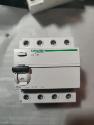 Schneider Electric iID 40A Interruptor Diferencial