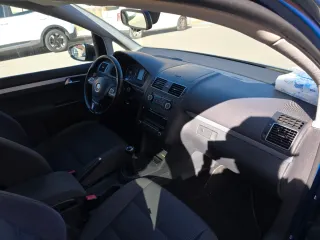 Volkswagen Touran 2011