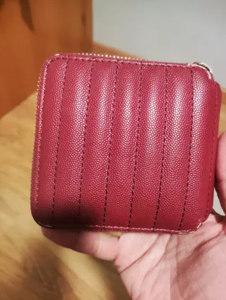 Cartera Tommy Hilfiger roja