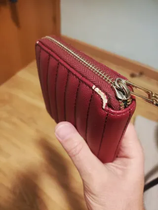 Cartera Tommy Hilfiger roja