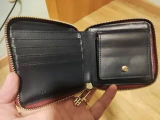 Cartera Tommy Hilfiger roja