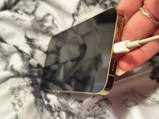 IPHONE 13 PRO MAX (1 cámara rota)