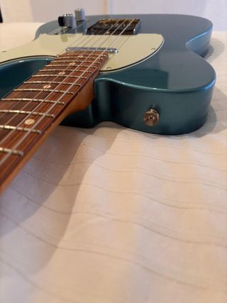 FENDER TELECASTER VINTERA 60S CON ESTUCHE