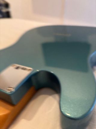 FENDER TELECASTER VINTERA 60S CON ESTUCHE