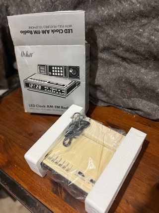 Radio despertador vintage Oskar MT-880 – C