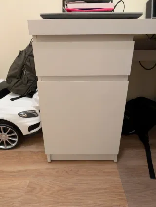 Scrivania Ikea