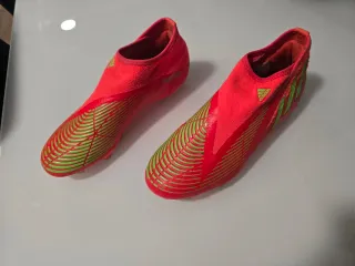 Botas de fútbol