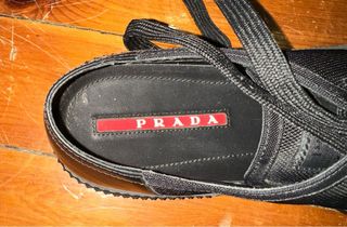 Zapatillas negras PRADA – NUEVAS sin uso