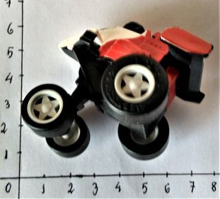 DOS COCHES DE JUGUETE VINTAGE