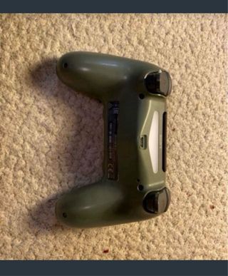 PS4 Slim Nera con Controller