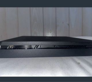 PS4 Slim Nera con Controller