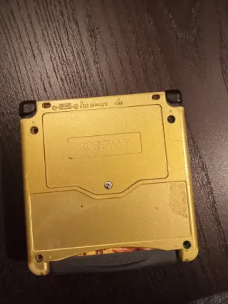 Pacchetto PSP 2004 e GAME BOY SP versione Zelda dorata.