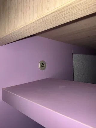 Litera con escritorio de tablero de 3cm está nueva