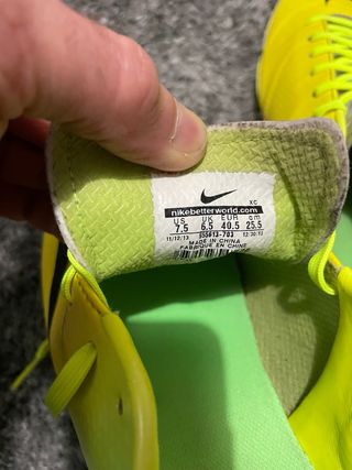 Nike Mercurial Victory IV FG