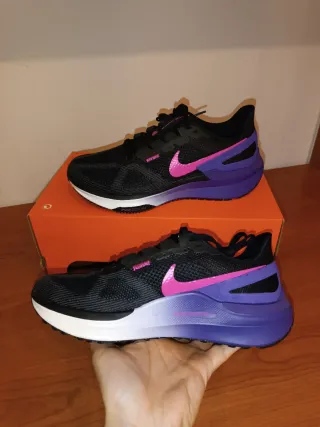 Nike air zoom structure 25